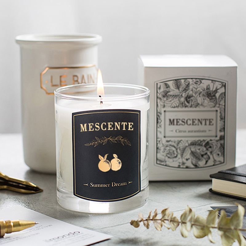 Candela in cera di soia profumata con etichetta privata per massaggi decorativi di lusso personalizzati M&Scent