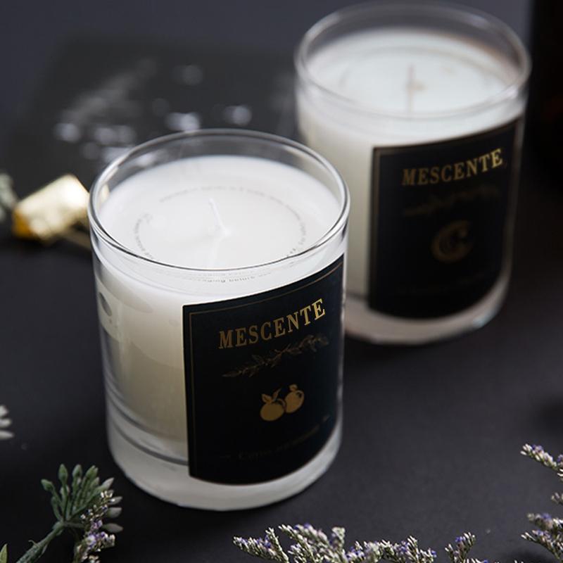 Candela in cera di soia profumata con etichetta privata per massaggi decorativi di lusso personalizzati M&Scent