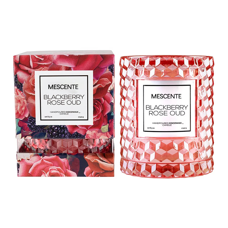 Candela M&Scent con decorazione natalizia personalizzata, mora, rosa, icona di Oud