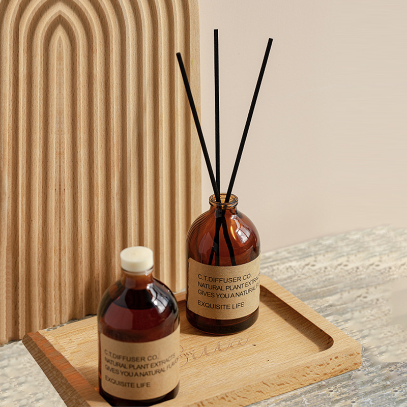 Set diffusore a bastoncini per la casa e candele profumate M&Scent con decorazioni di lusso, con confezione in scatola