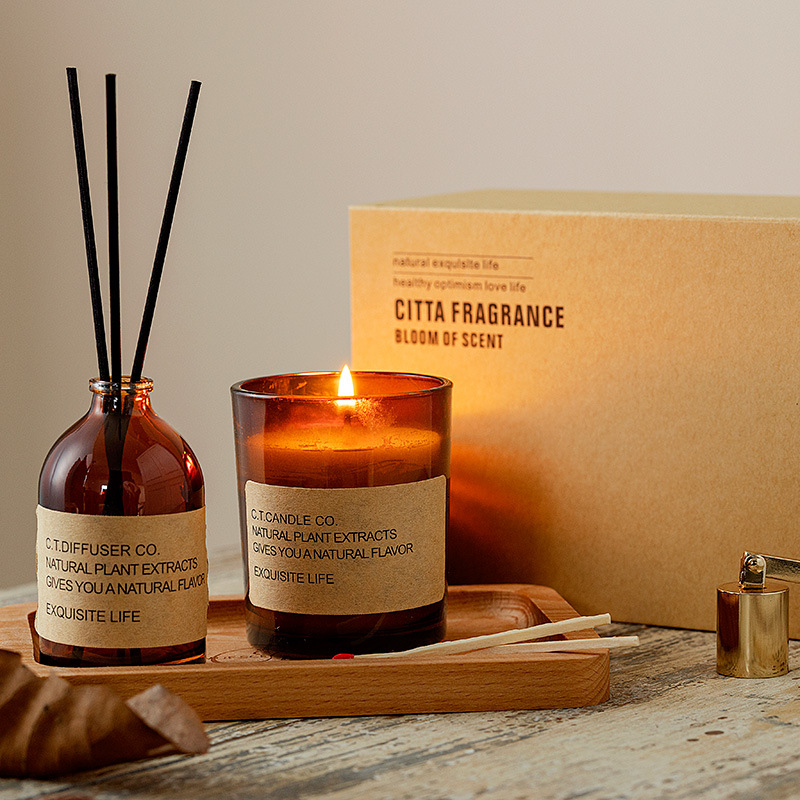 Set diffusore a bastoncini per la casa e candele profumate M&Scent con decorazioni di lusso, con confezione in scatola