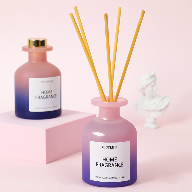 Ricarica di olio per diffusore a lamella di fiori di profumo di bottiglia di vetro unica all'ingrosso con set regalo di scatole di imballaggio