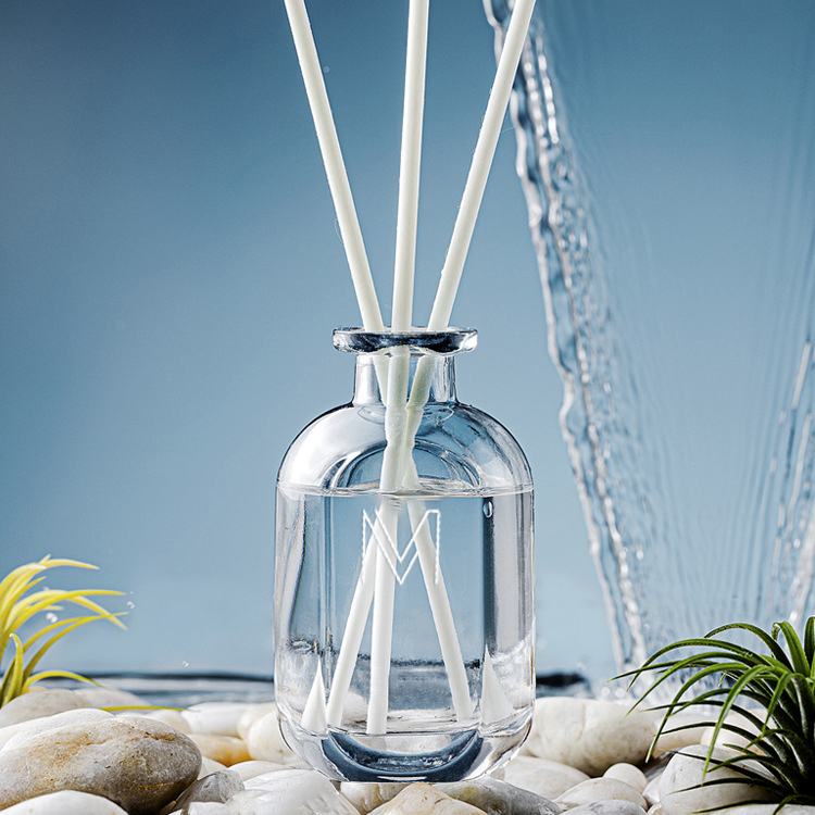 Vendita all'ingrosso Hotel Big Porcelaine Flower Tatakan in porcellana di lusso per diffusore a bastoncini in rattan con bastoncini