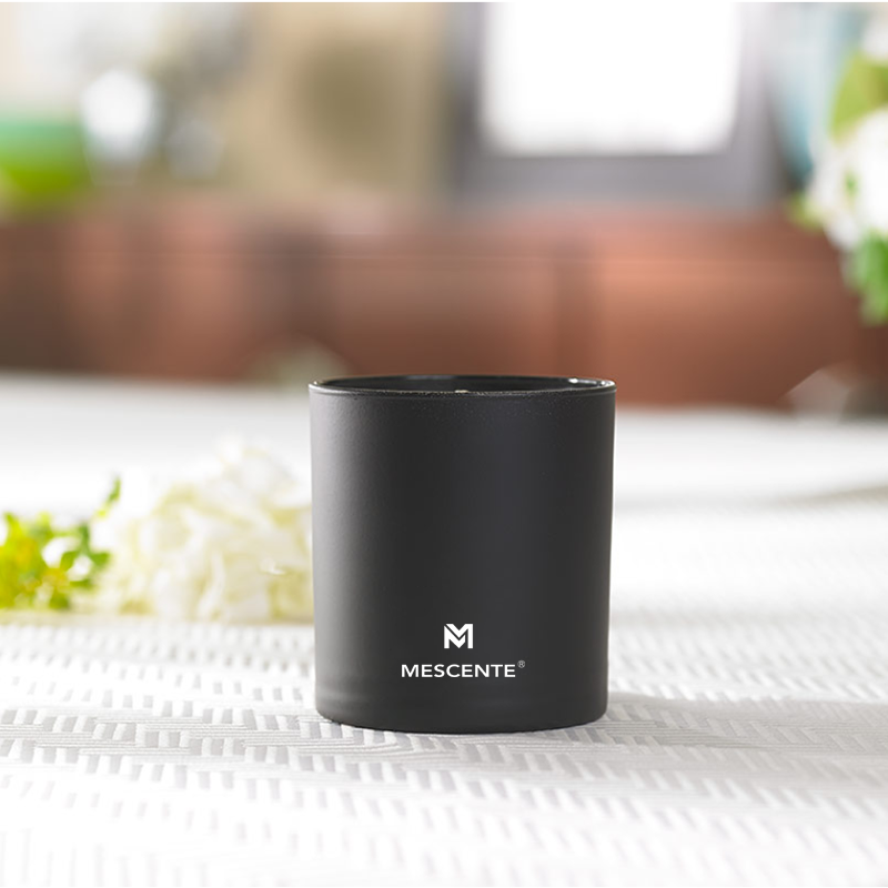 Candele per aromaterapia maschile cromate di lusso all'ingrosso con etichetta privata di M&S profumo da 22 Oz con cristalli all'interno