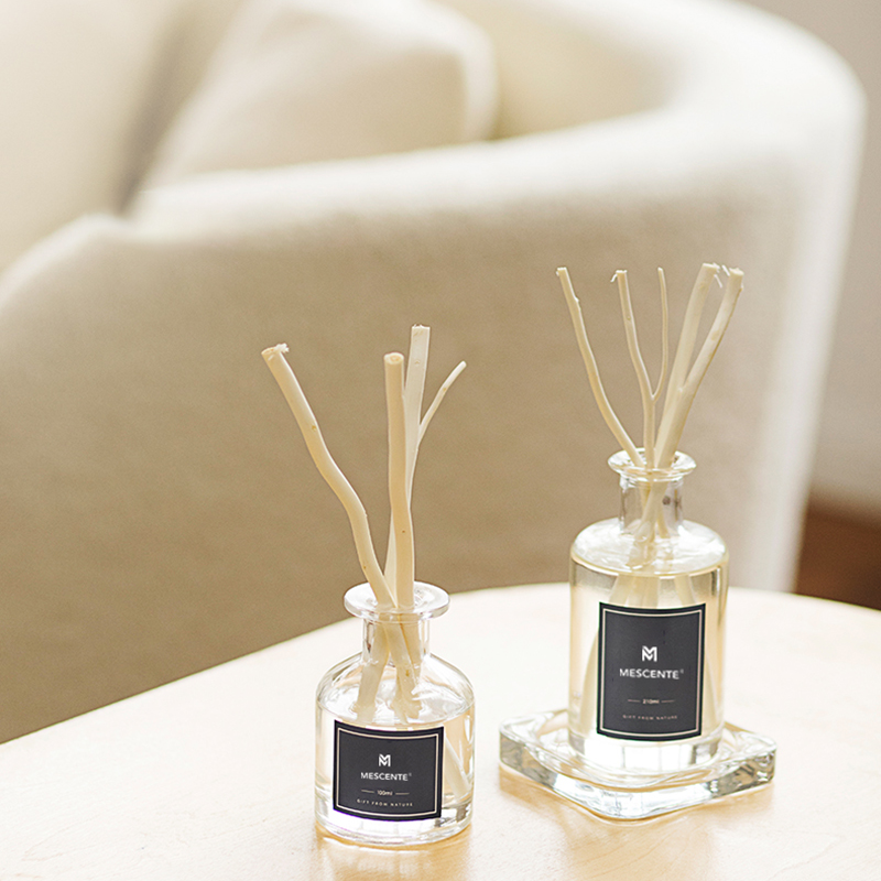 Bottiglia di vetro di lusso all'ingrosso M&Scent 2022 Nuovo arrivo, ultimo design, diffusore a bastoncini