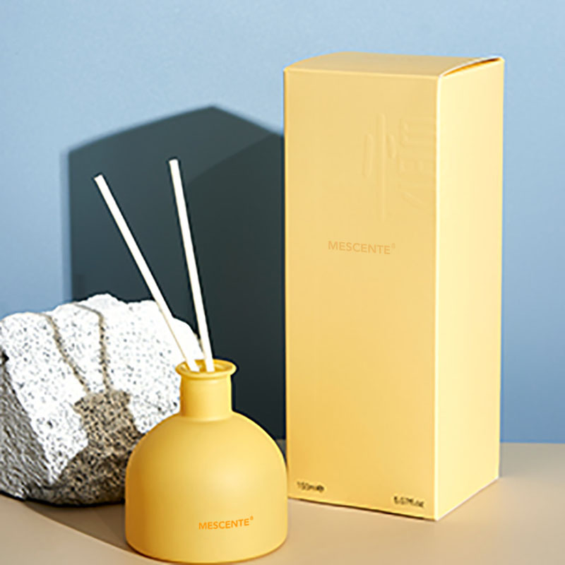 Diffusore a bastoncini di olio essenziale di fragranza di lusso hotsale M&Scent con bastoncini di rattan