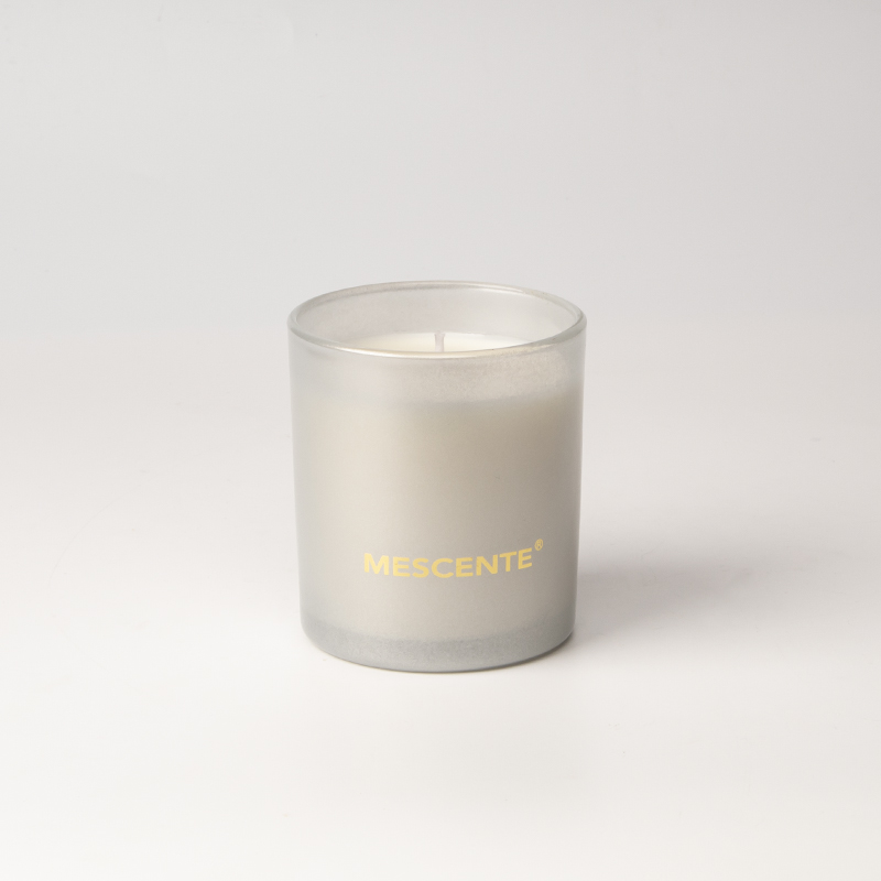 Profumi per candele profumate per aromaterapia in vasetti di candele nere di Natale con etichetta privata M&Scent