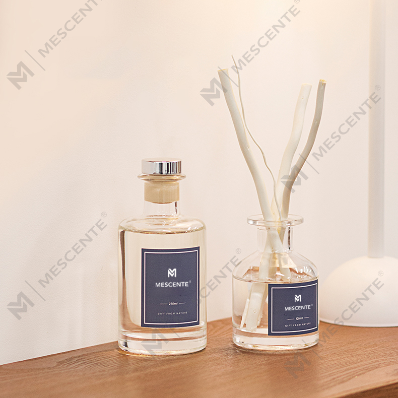 Bottiglia di vetro di lusso all'ingrosso M&Scent 2025 Nuovo arrivo, ultimo design, diffusore a bastoncini