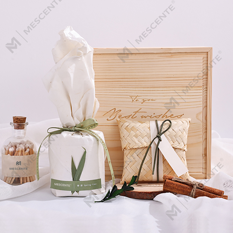 Candele portacandele in legno di lusso M&Scent etichetta privata profumate con scatola
