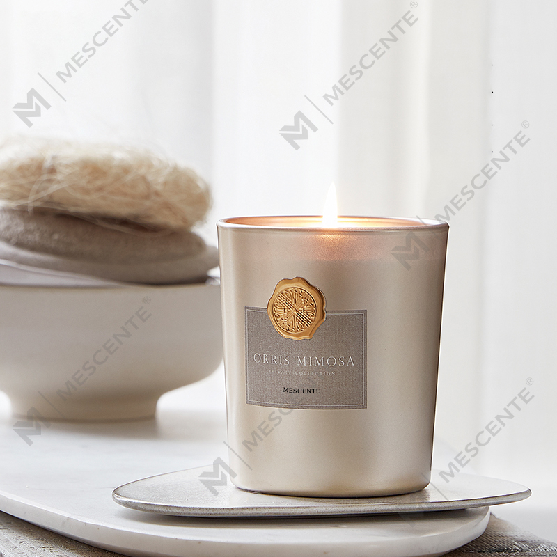 Candela profumata in cera di soia profumata con barattoli di vetro decorativi con etichetta privata di lusso M&Scent