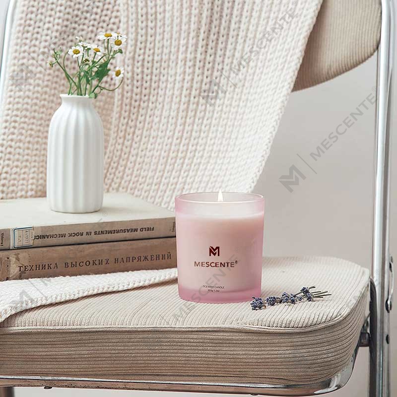 Candele profumate alla cera di soia con stoppino alla lavanda con etichetta privata più vendute di lusso personalizzato all'ingrosso M&Scent