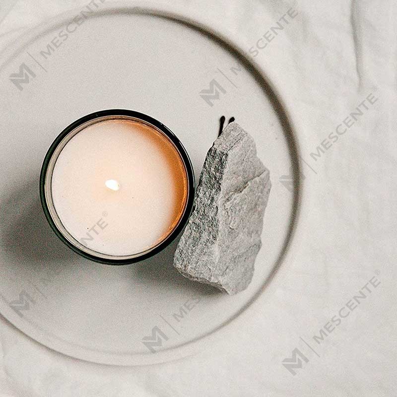 M&Scent Logo personalizzato Mini bottiglia rotonda in vetro di cristallo Candele profumate alla cera di soia al caffè forte con scatola sfusa