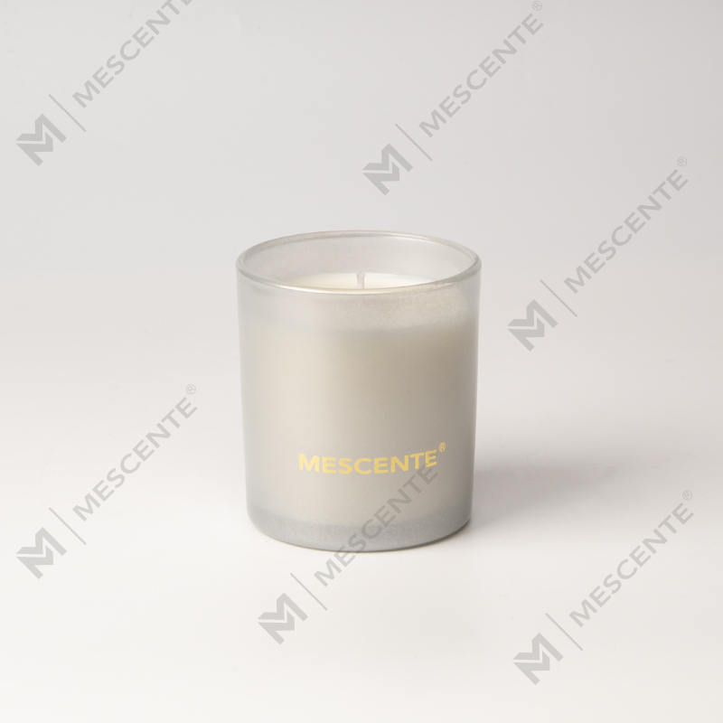 Profumi per candele profumate per aromaterapia in vasetti di candele nere di Natale con etichetta privata M&Scent