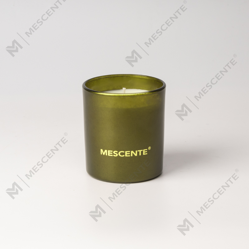 Profumi per candele profumate per aromaterapia in vasetti di candele nere di Natale con etichetta privata M&Scent