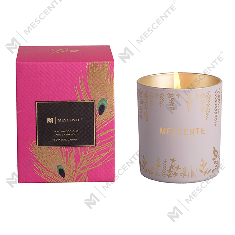 Candele con stoppino in legno nero personalizzate con etichetta privata profumate di lusso con cristalli