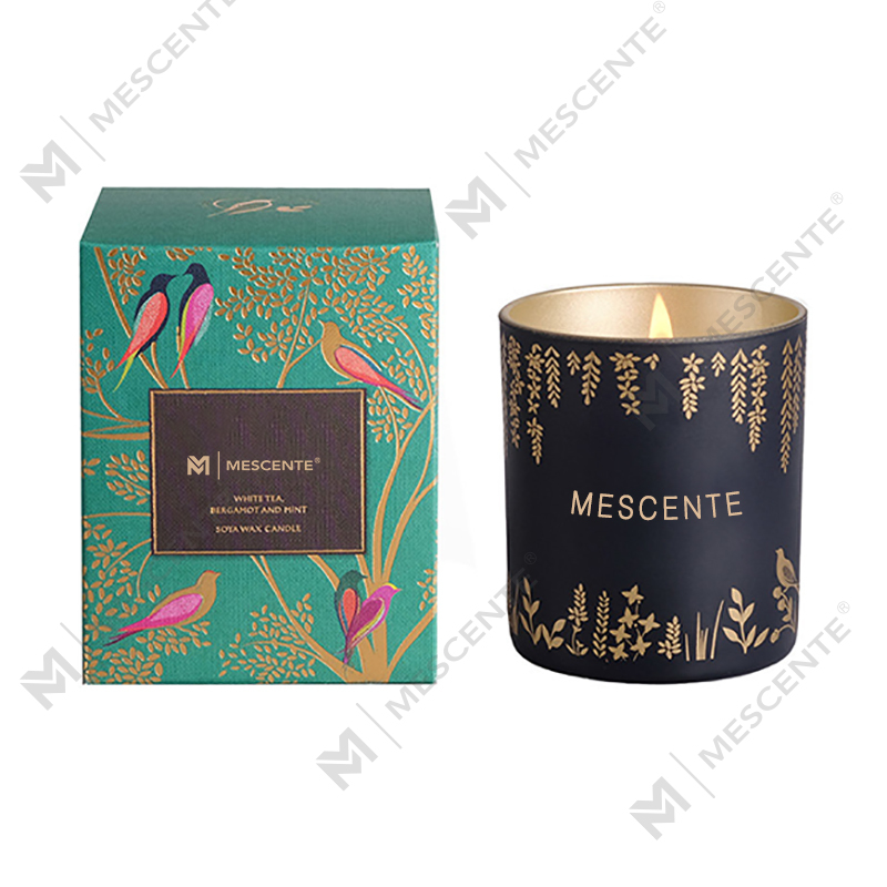 Candele con stoppino in legno nero personalizzate con etichetta privata profumate di lusso con cristalli