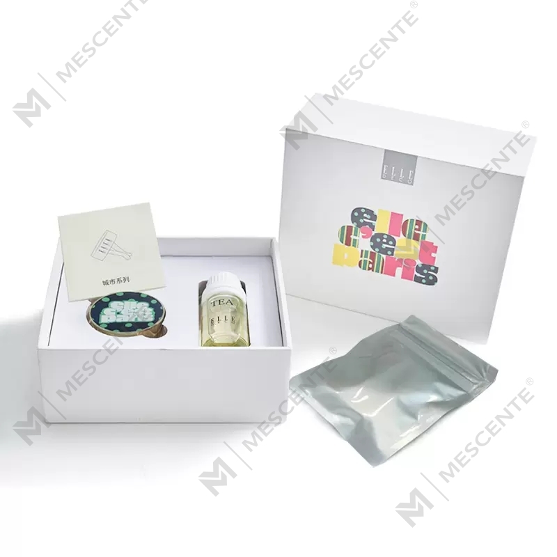 Diffusore deodorante per auto con profumo liquido di lusso M&Scent con medaglione a clip appeso