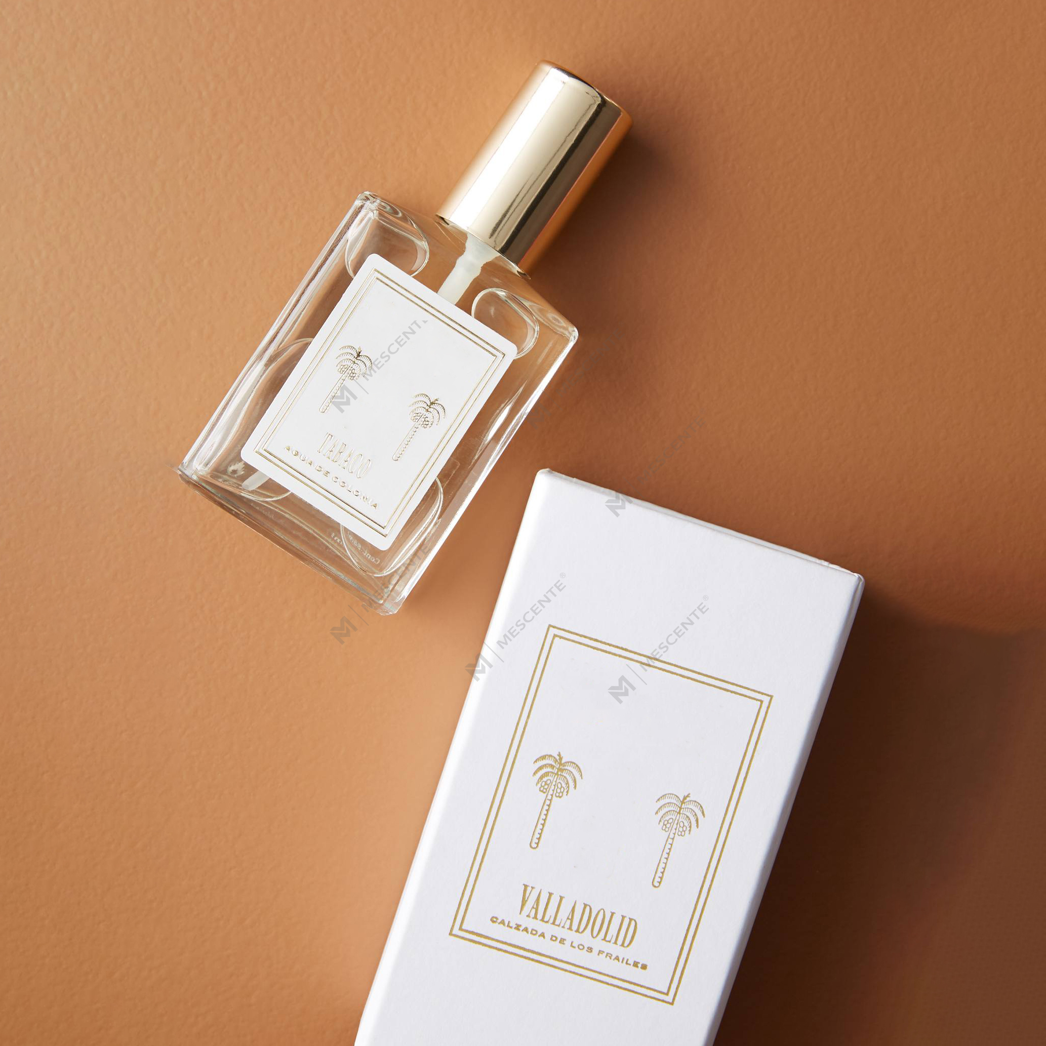 Si consiglia di utilizzare uno spray per ambienti per rendere la stanza piena di profumo