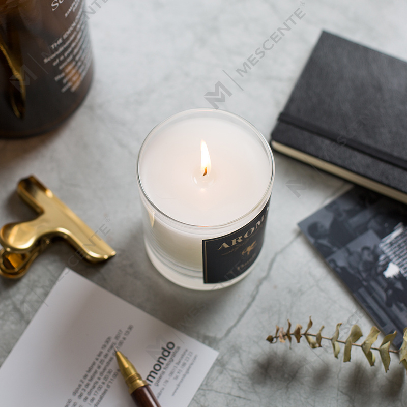 Candela in cera di soia profumata con etichetta privata per massaggi decorativi di lusso personalizzati M&Scent