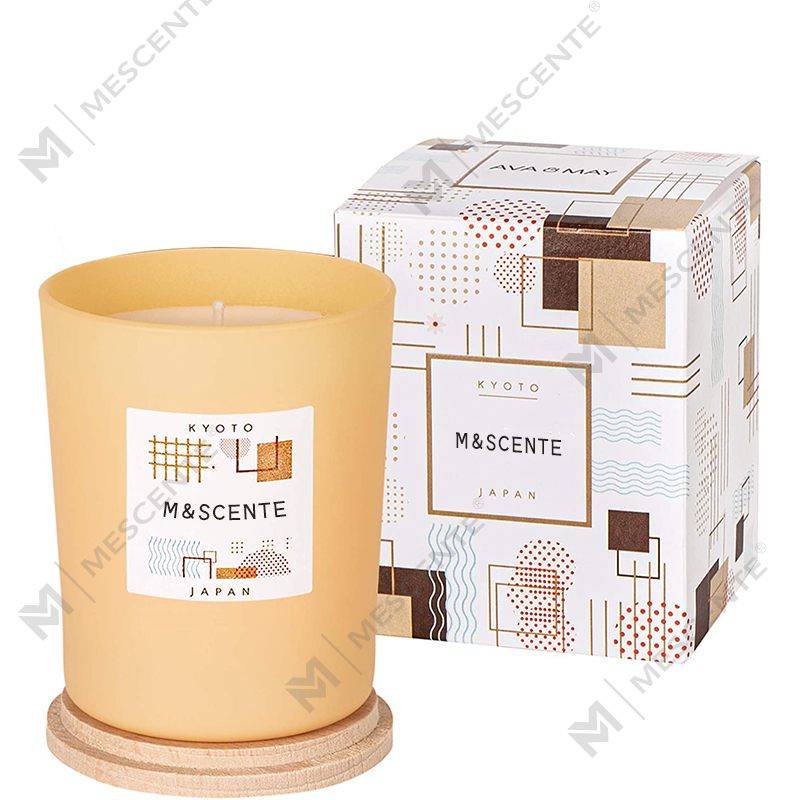 M&Scent etichetta privata personalizzata realizzata con candele chic in cera di soia profumata colorata