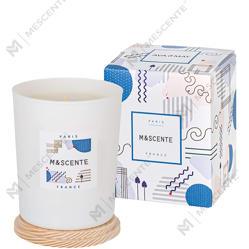 M&Scent etichetta privata personalizzata realizzata con candele chic in cera di soia profumata colorata