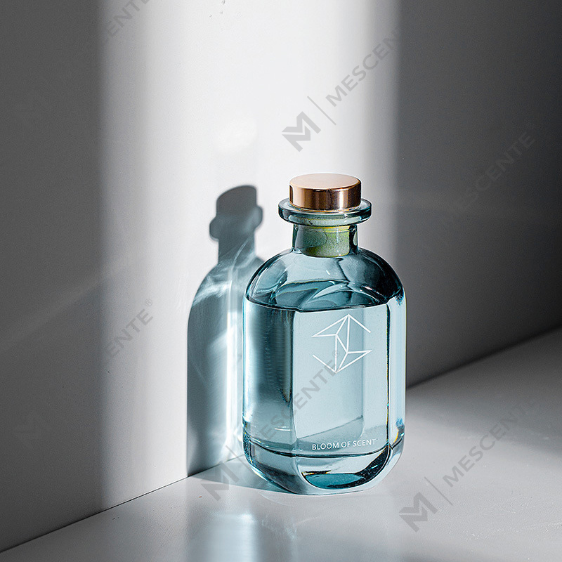 Set regalo con diffusore a bastoncini in cristallo natalizio M&Scent da 500 ml, diffusore a bastoncini per la casa