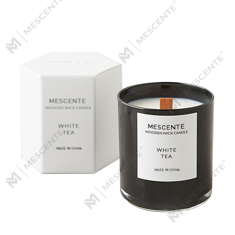 Candele di soia profumate al tè bianco Mescente private label in barattoli