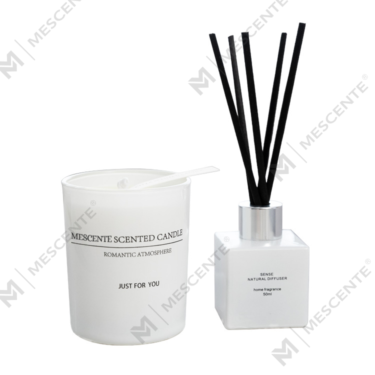 Set regalo con diffusore a bastoncini di fragranza per candele profumate per la casa da 140 g A99199
