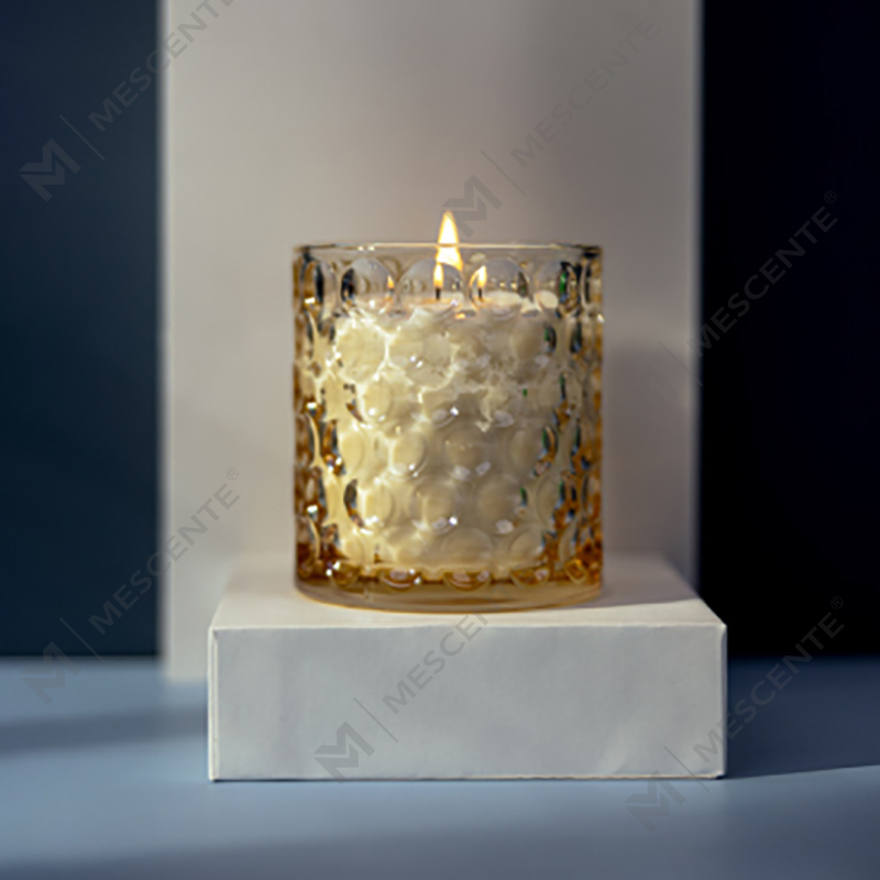 Candele profumate personalizzate di lusso con etichetta privata in cera di soia in vetro colorato trasparente con fiori secchi