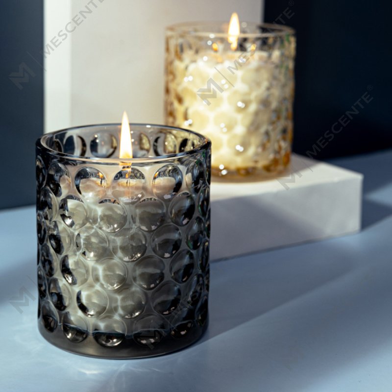 Candele profumate personalizzate di lusso con etichetta privata in cera di soia in vetro colorato trasparente con fiori secchi