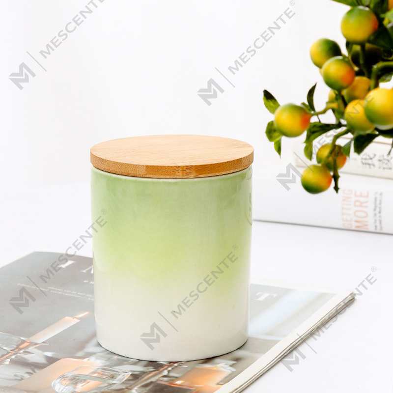 Candele profumate personalizzate per decorazioni domestiche con etichetta privata M&Scent in barattoli di ceramica