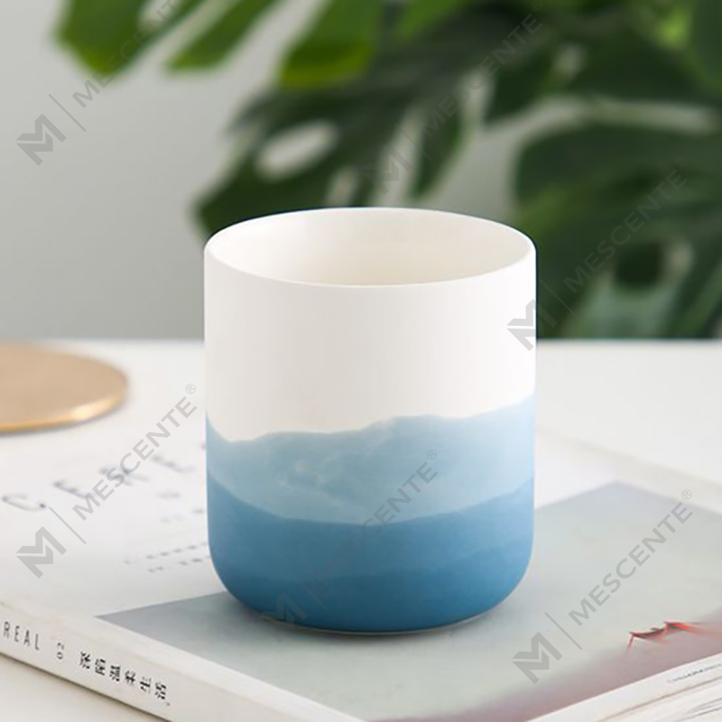 Portacandele, lanterne e barattoli di candela decorativi con vaso in ceramica blu e bianco M&Scent
