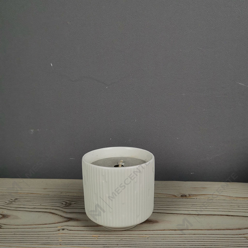 M&Scent all'ingrosso barattoli di candela ambrati unici in ceramica di lusso quadrati vuoti quadrati neri opachi con coperchi in legno