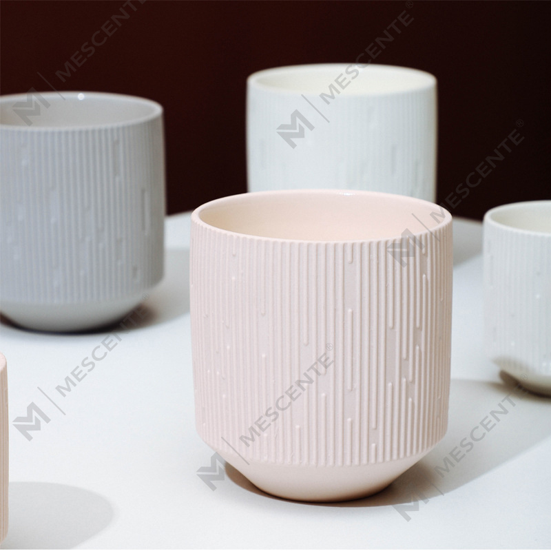 M&Scent all'ingrosso barattoli di candela ambrati unici in ceramica di lusso quadrati vuoti quadrati neri opachi con coperchi in legno