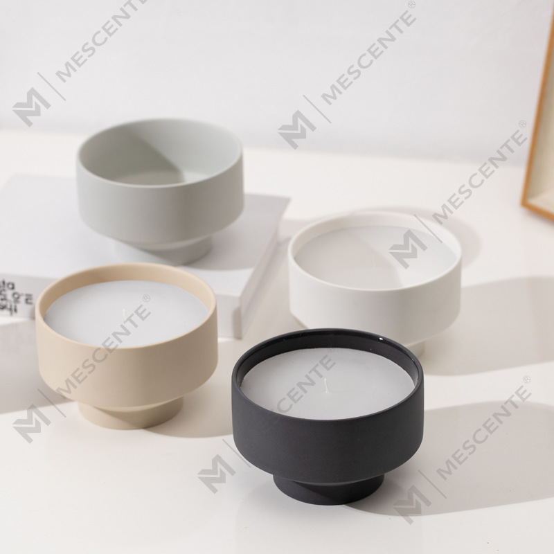 M&Scent all'ingrosso personalizzato grande vaso moderno per candele natalizie a 3 stoppini bianco satinato con coperchio in bambù