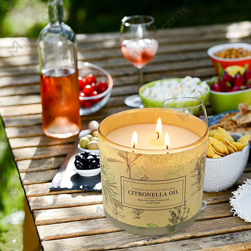 Set di candele all'olio di citronella per aromaterapia con barattolo di 3 stoppini di lunga durata per il balcone del patio del giardino di casa