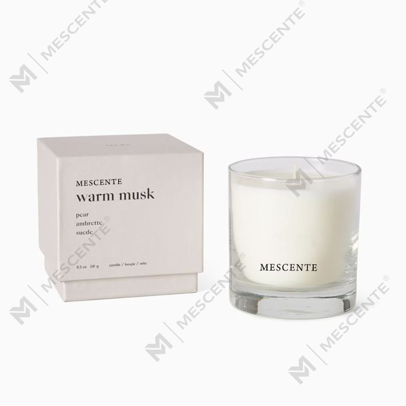 Personalizza il set di candele profumate con torta di fiori secchi di fienile bianco di Natale con coperchio