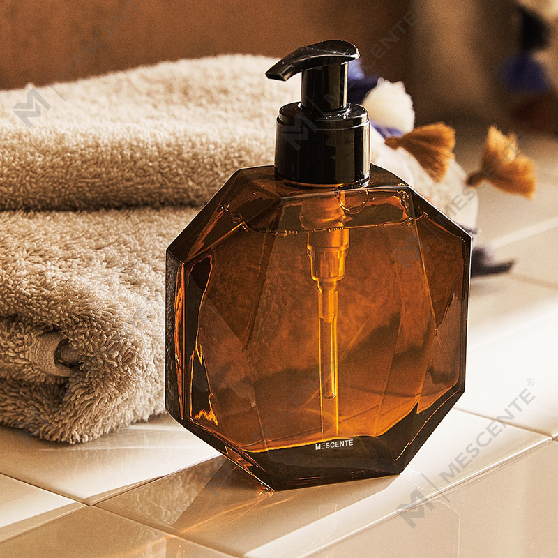 Spray per ambienti con olio essenziale per etichetta privata con scatola M&scent Bottiglia di vetro per deodoranti per ambienti di lusso personalizzati e biancheria, liquido per scatola dei colori