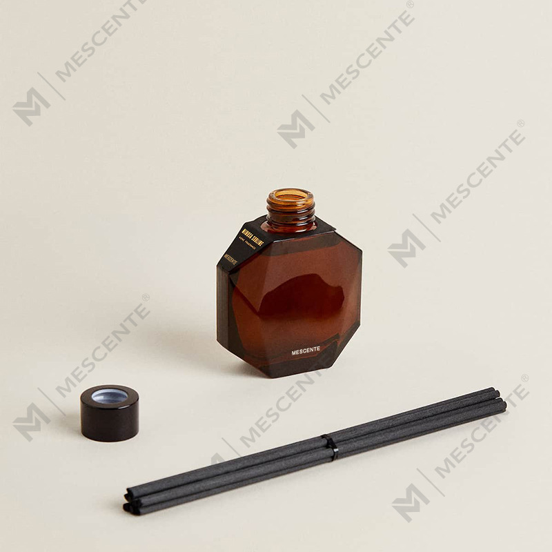 Diffusore a bastoncini per la casa da 200 ml di lusso personalizzato M&Scent con etichetta privata da 500 ml con scatola