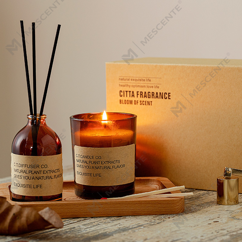 Set diffusore a bastoncini per la casa e candele profumate M&Scent con decorazioni di lusso, con confezione in scatola
