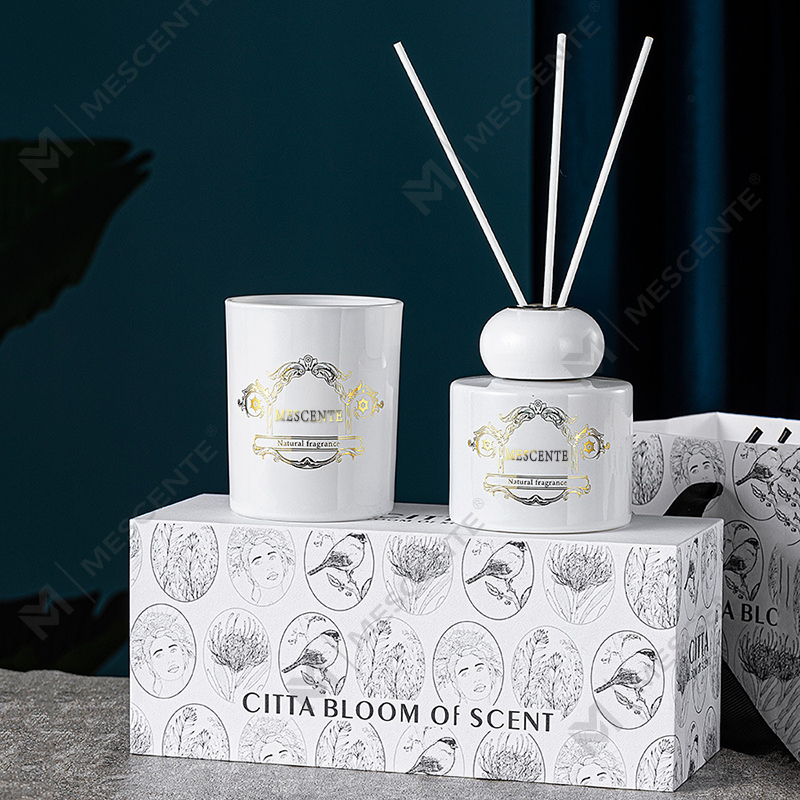 Diffusore a bastoncini per candele profumate con aroma di candele private label di lusso M&Scent con confezione in scatola