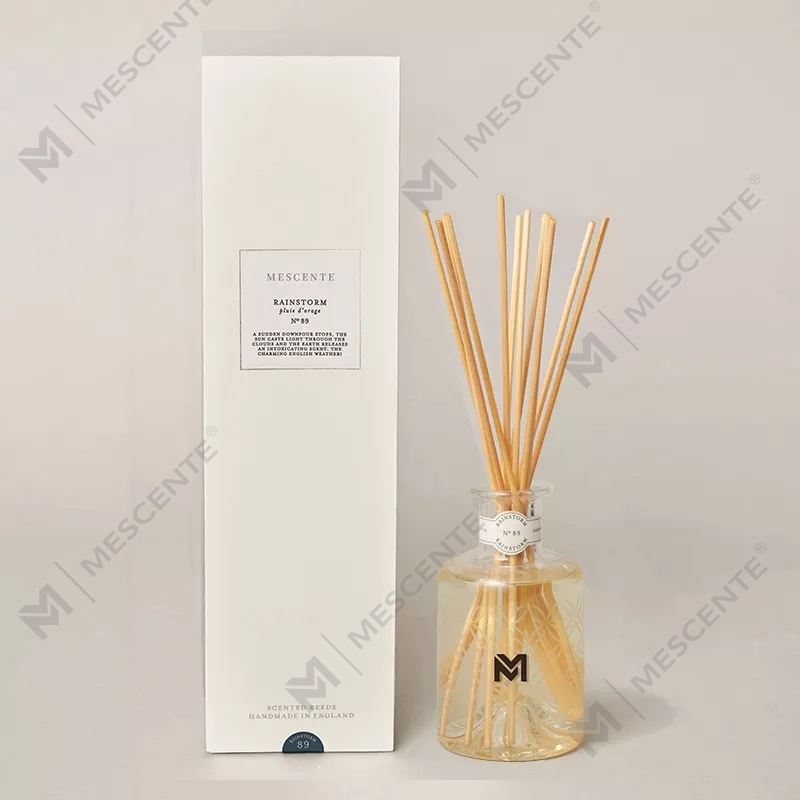 Deodorante per ambienti M&Scent Gruppo Di Reed, set di diffusori a bastoncini per olio della collezione Home Christmas