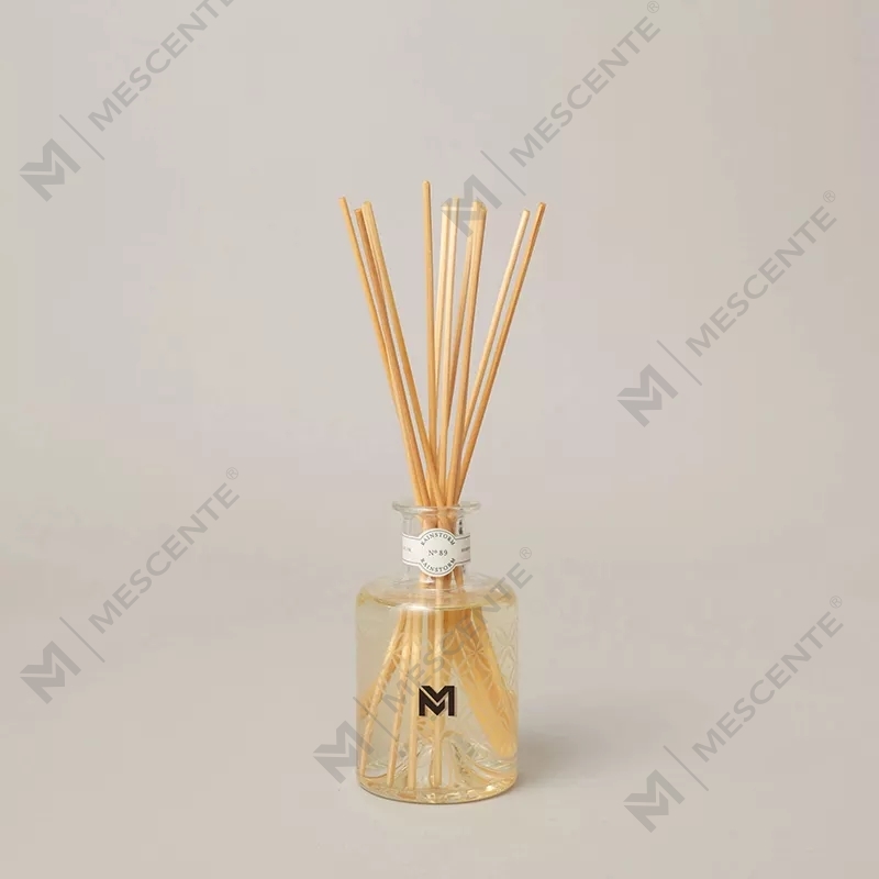 Deodorante per ambienti M&Scent Gruppo Di Reed, set di diffusori a bastoncini per olio della collezione Home Christmas
